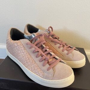 Light pink P448 sneakers